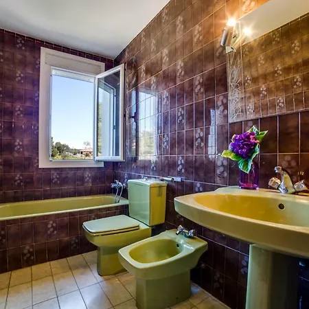Vivalidays Casa Genis Villa